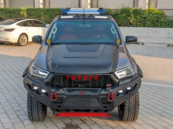 Toyota Hilux 2020  Bronze LHD Petrol AT Pickup 4WD view 14