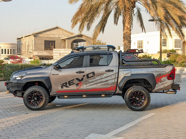 Toyota Hilux 2020  Bronze LHD Petrol AT Pickup 4WD view 18