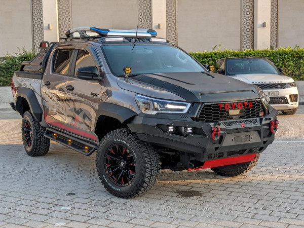 Toyota Hilux 2020  Bronze LHD Petrol AT Pickup 4WD view 20