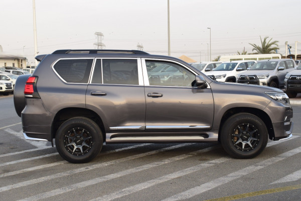 Toyota LAND CRUISER PRADO 2018  Grey RHD Diesel AT SUV 4WD view 12