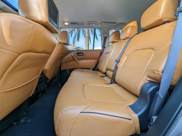 Nissan Patrol 2016/ Bronze LHD Petrol AT SUV 4WD view 7