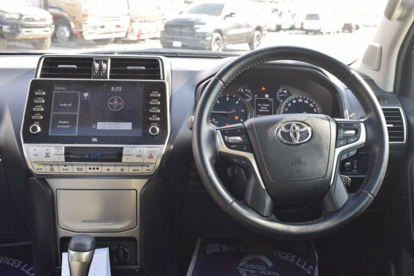 Toyota Prado 2023/ Black RHD Diesel AT SUV 4WD view 6