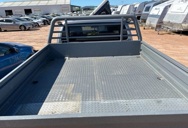 Toyota Hilux 2020/ Silver RHD Diesel AT Pickup 4WD