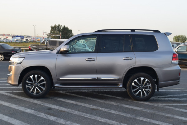 Toyota Land Cruiser 2017/ Grey RHD Diesel AT SUV 4WD view 11