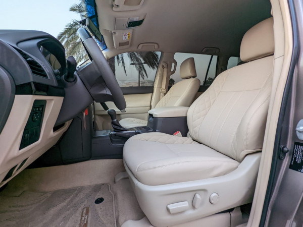 Toyota LAND CRUISER PRADO 2019  Bronze LHD Petrol AT SUV 4WD view 8