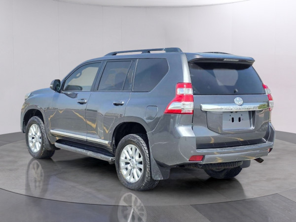 Toyota LAND CRUISER PRADO 2017/ Grey RHD Diesel AT SUV 4WD view 5