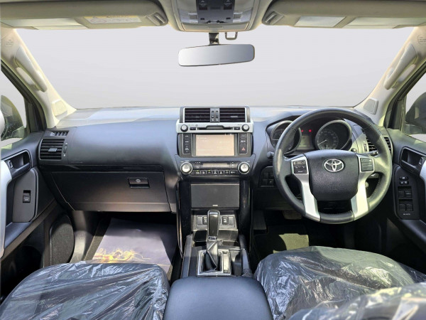 Toyota LAND CRUISER PRADO 2017/ Grey RHD Diesel AT SUV 4WD view 13