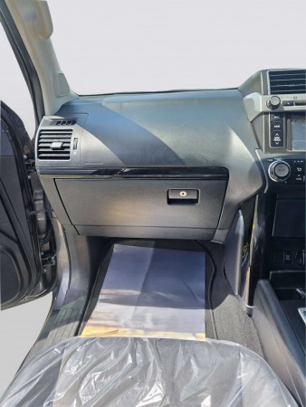 Toyota LAND CRUISER PRADO 2017/ Grey RHD Diesel AT SUV 4WD view 16