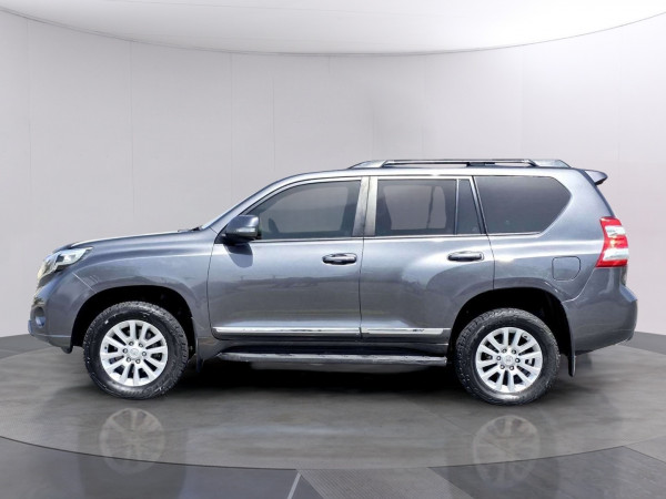 Toyota LAND CRUISER PRADO 2017/ Grey RHD Diesel AT SUV 4WD view 17