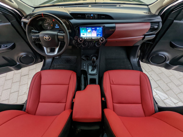 Toyota Hilux 2020  Black LHD Petrol AT Pickup 4WD view 9