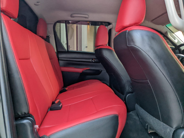 Toyota Hilux 2020  Black LHD Petrol AT Pickup 4WD view 11
