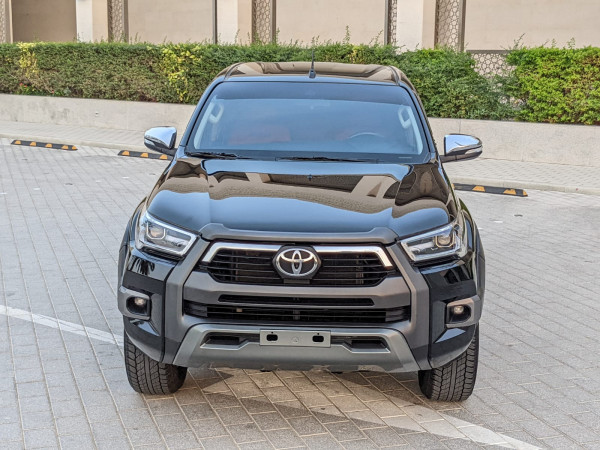 Toyota Hilux 2020  Black LHD Petrol AT Pickup 4WD view 18