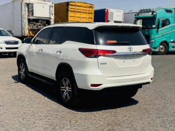 Toyota Fortuner 2019/ White LHD Petrol AT SUV 4WD view 6