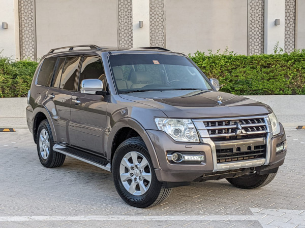 Mitsubishi Pajero 2016  Brown LHD Petrol AT SUV 4WD view 19
