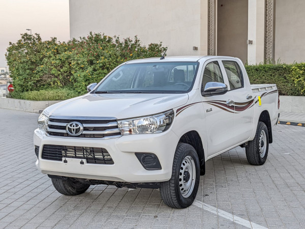 Toyota Hilux 2019  White LHD Diesel MT Pickup 4WD view 10