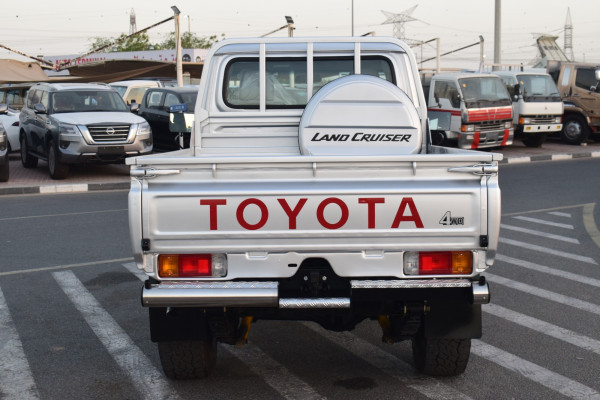 Toyota Land Cruiser Pickup 2021  Silver RHD Diesel MT Pickup 4WD view 8