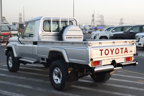 Toyota Land Cruiser Pickup 2021  Silver RHD Diesel MT Pickup 4WD view 10