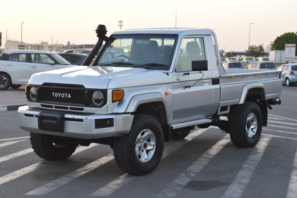Toyota Land Cruiser Pickup 2021  Silver RHD Diesel MT Pickup 4WD view 11