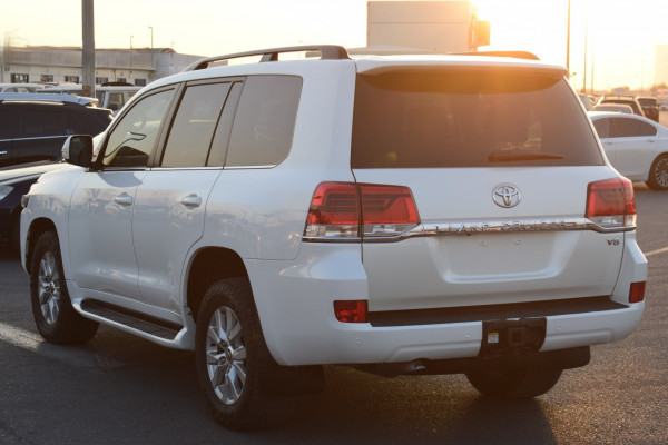 Toyota Land Cruiser 2020  White RHD Diesel AT SUV 4WD view 13