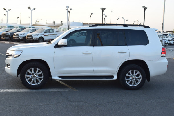 Toyota Land Cruiser 2020  White RHD Diesel AT SUV 4WD view 14