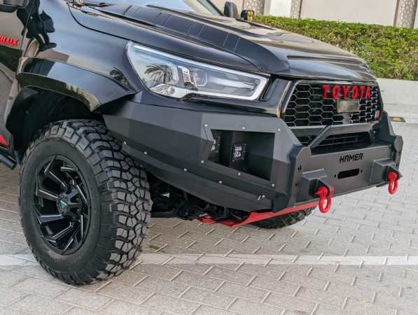 Toyota Hilux 2019/ Black LHD Petrol AT Pickup 4WD view 19