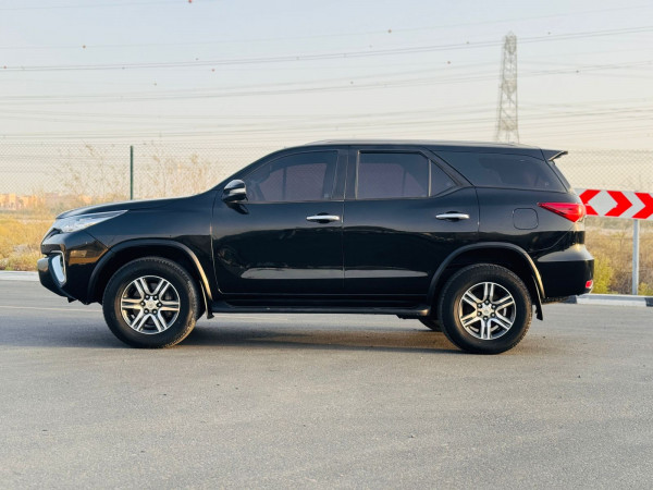 Toyota Fortuner 2017  Black LHD Petrol AT SUV 4WD