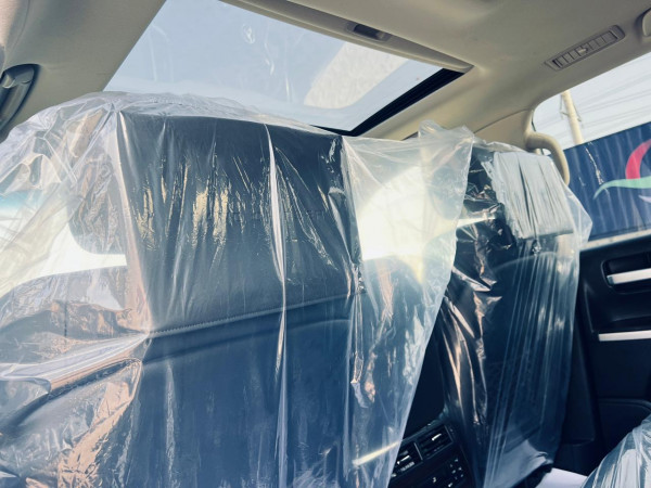 Toyota Land Cruiser 2020/ Silver RHD Diesel AT SUV 4WD view 3