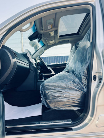 Toyota Land Cruiser 2020/ Silver RHD Diesel AT SUV 4WD view 17