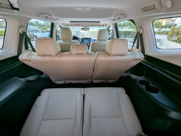 Mitsubishi Montero 2021/ Grey LHD Petrol AT SUV 4WD view 6
