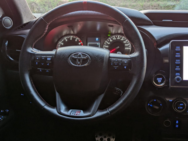 Toyota Hilux 2023/ Black LHD Petrol AT Pickup 4WD view 9