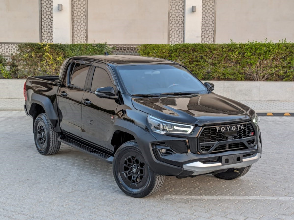 Toyota Hilux 2023/ Black LHD Petrol AT Pickup 4WD view 19