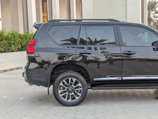 Toyota LAND CRUISER PRADO 2023  Black LHD Petrol AT SUV 4WD view 16