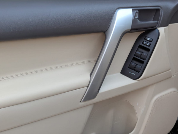Toyota LAND CRUISER PRADO 2023  Black LHD Petrol AT SUV 4WD view 8