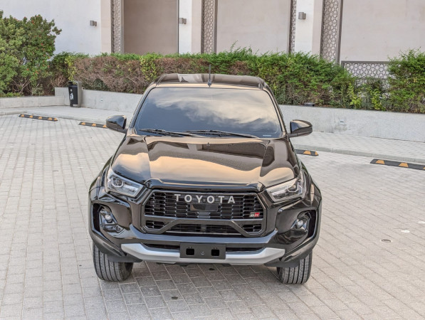 Toyota Hilux 2020  Black LHD Petrol AT Pickup 4WD