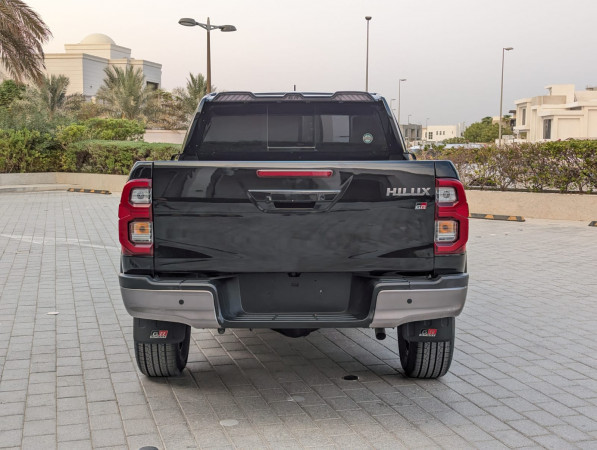 Toyota Hilux 2020  Black LHD Petrol AT Pickup 4WD view 12