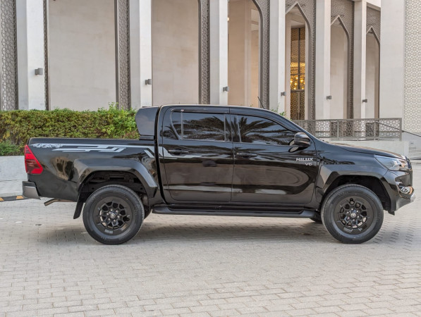 Toyota Hilux 2020  Black LHD Petrol AT Pickup 4WD view 14