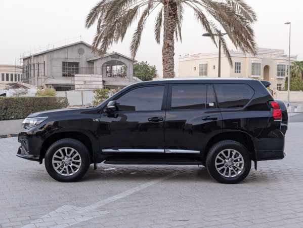Toyota LAND CRUISER PRADO 2021/ Black LHD Petrol AT SUV 4WD view 15
