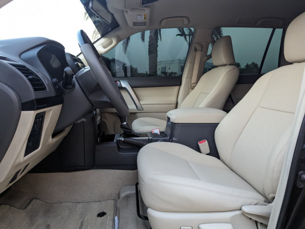 Toyota LAND CRUISER PRADO 2021/ Black LHD Petrol AT SUV 4WD view 18