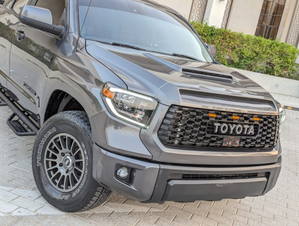 Toyota Tundra 2020  Grey LHD Petrol AT Pickup 4WD
