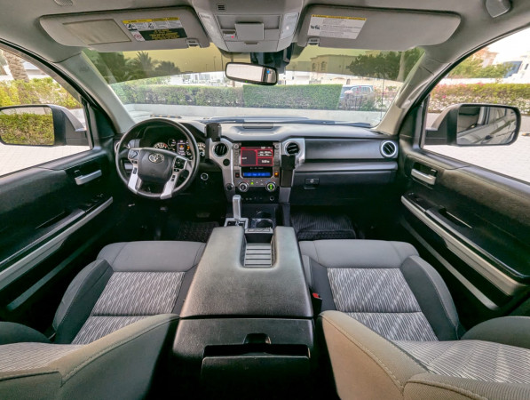 Toyota Tundra 2020  Grey LHD Petrol AT Pickup 4WD view 10