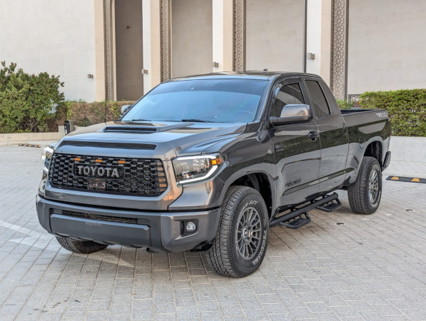 Toyota Tundra 2020  Grey LHD Petrol AT Pickup 4WD view 19