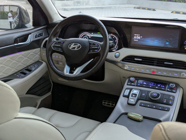 Hyundai Palisade 2022/ Grey LHD Diesel AT SUV 2WD view 6