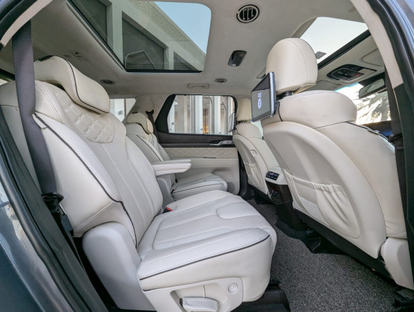 Hyundai Palisade 2022/ Grey LHD Diesel AT SUV 2WD view 13