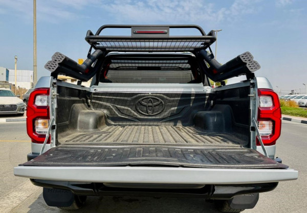 Toyota Hilux 2023/ Silver RHD Diesel AT Pickup 4WD view 17