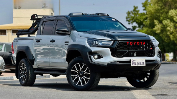 Toyota Hilux 2023/ Silver RHD Diesel AT Pickup 4WD view 18