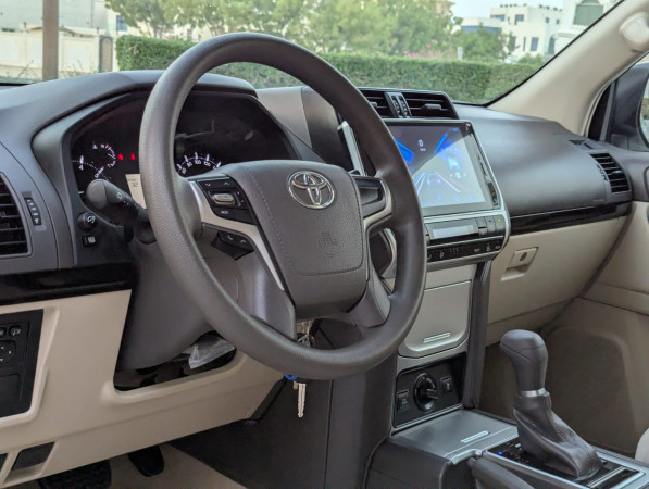 Toyota LAND CRUISER PRADO 2023  White LHD Petrol AT SUV 4WD view 8
