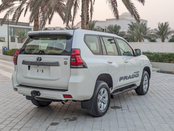 Toyota LAND CRUISER PRADO 2023  White LHD Petrol AT SUV 4WD view 17