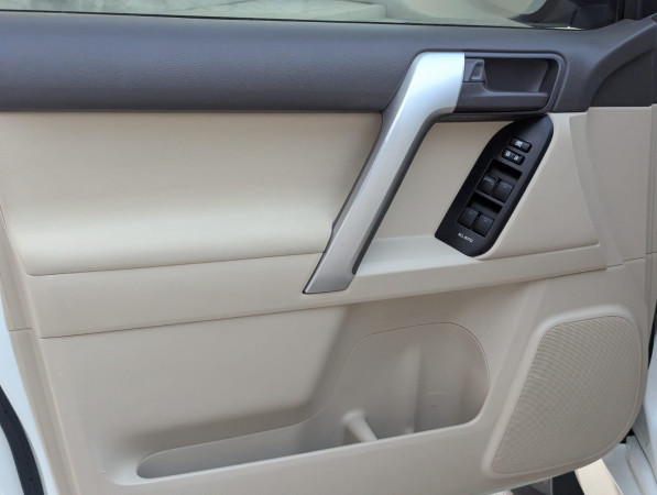Toyota LAND CRUISER PRADO 2023  White LHD Petrol AT SUV 4WD view 9