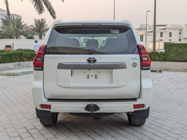 Toyota LAND CRUISER PRADO 2023  White LHD Petrol AT SUV 4WD view 12