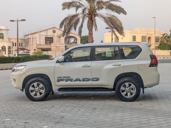 Toyota LAND CRUISER PRADO 2023  White LHD Petrol AT SUV 4WD view 19